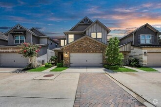 Building Photo - 8919 RoseWood Grove Ln