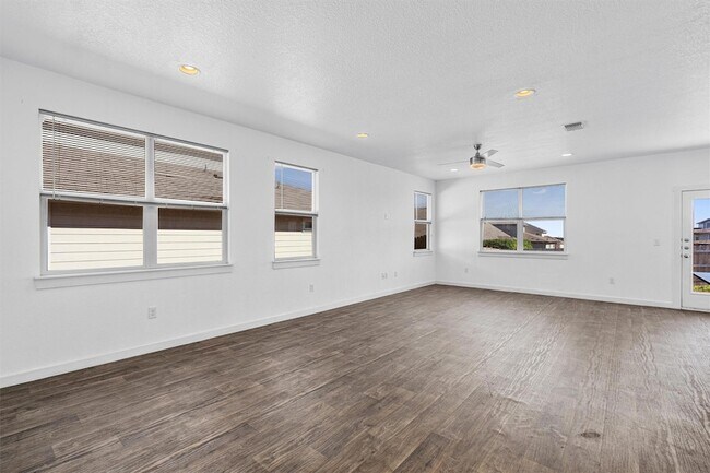 Foto del edificio - 13513 Clerk St