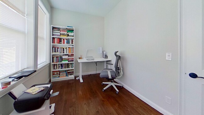 Foto del edificio - 2016 Commonwealth Ave