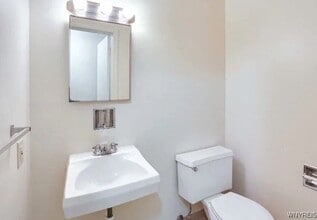 Building Photo - 104 Sundridge Dr