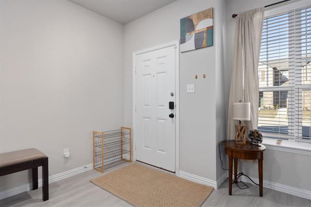 Building Photo - 2908 Bluets Dr