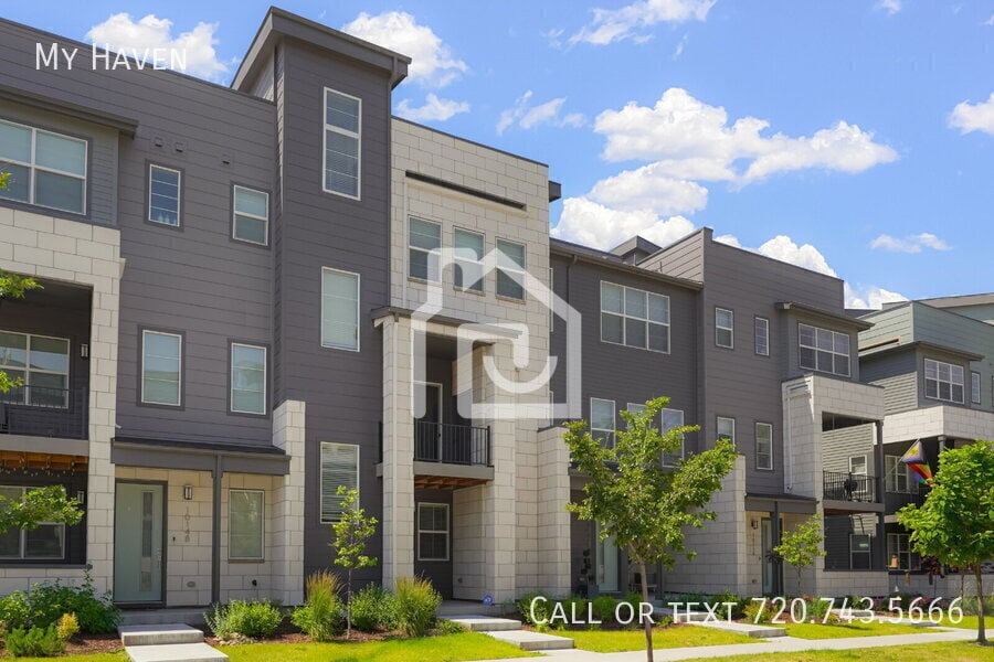Photo - 10138 E 62nd Ave-