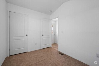 Building Photo - 5505 N Shannon Rd