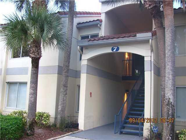 Foto principal - 815 W Boynton Beach Blvd