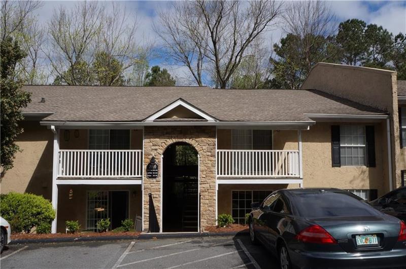 Primary Photo - 3005 Seven Pines Ln