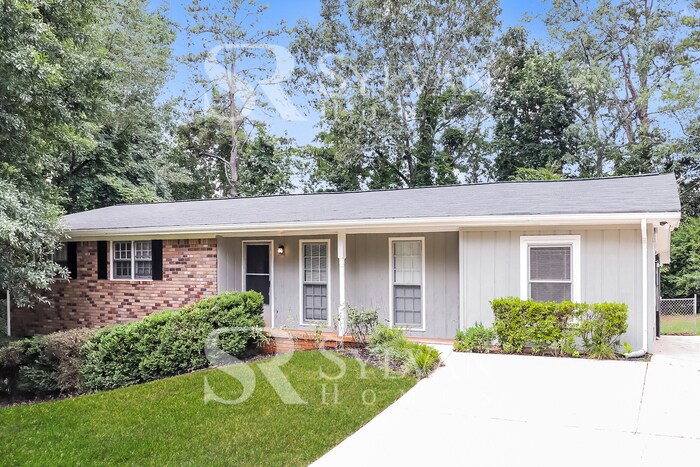 Foto principal - 4820 Oak Grove Dr