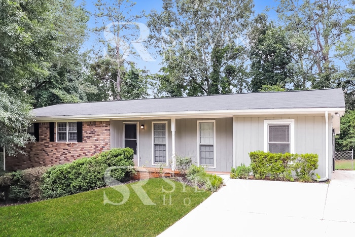 Photo - 4820 Oak Grove Dr (Cumming, GA)