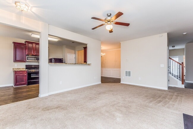 Building Photo - 309 Breeze Ct