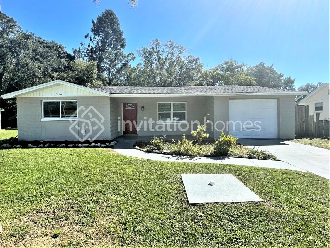 Primary Photo - 7250 Magnolia Valley Dr