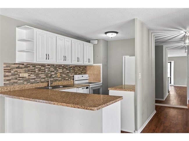 Foto del edificio - 19 S 1st St