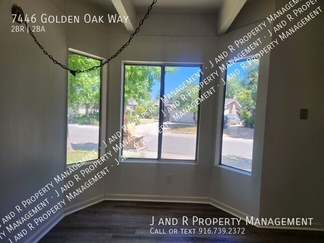 Building Photo - 2 Bed in South Land Park