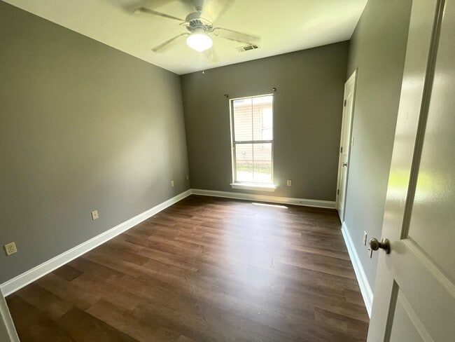 Building Photo - 17415 MILAN Dr
