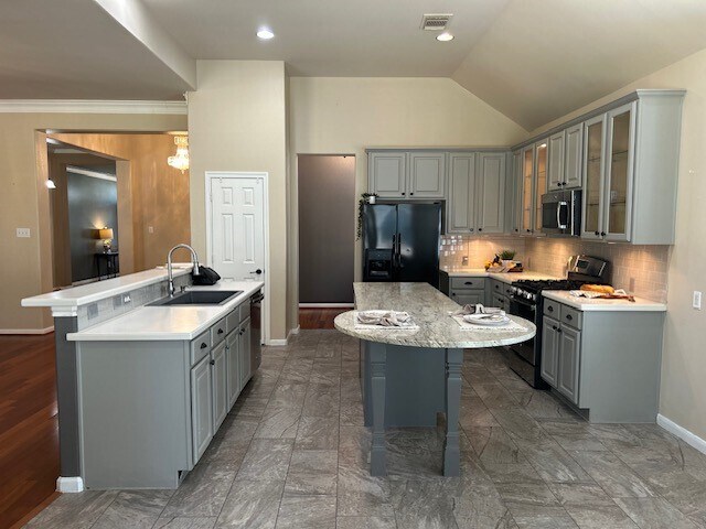 Building Photo - 15230 Chimney Hill Cir