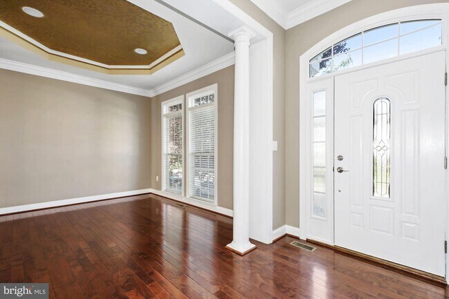 Foto del edificio - 6306 Still Spring Pl