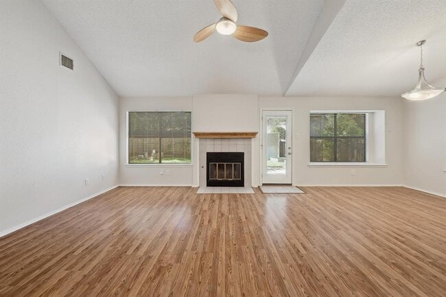 Foto del edificio - 7201 Pine Bluffs Trail