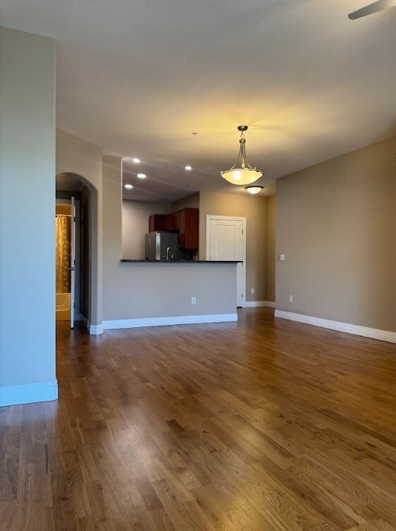 Building Photo - 9059 E Panorama Cir