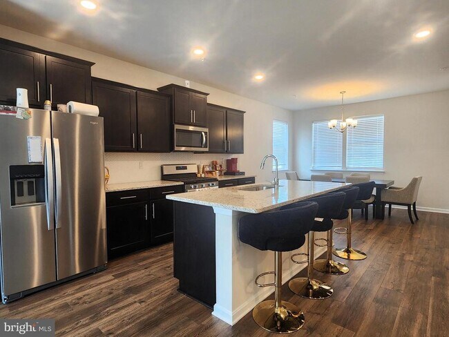 Foto del edificio - 8760 Mimosa Ave
