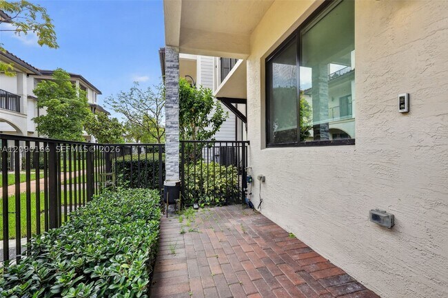 Foto del edificio - 4540 NW 83rd Path