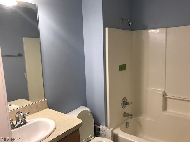 Foto del edificio - 5825 Crescent Ridge Dr