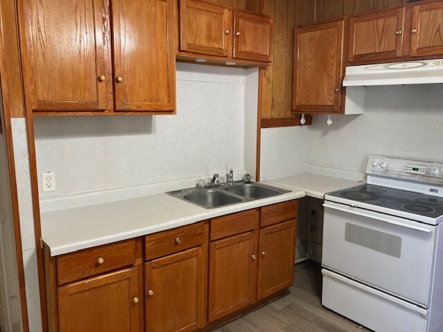 Foto del edificio - 310 N Saunders Ave