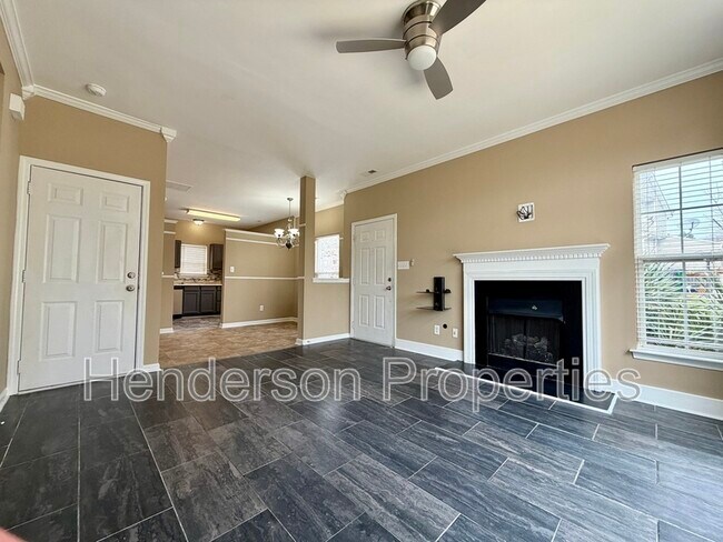 Building Photo - 8803 Cinnabay Dr