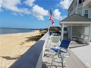 Building Photo - 2312 Beach Haven Dr