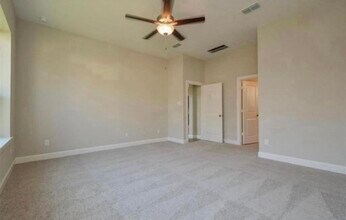 Building Photo - 427 Micaela Meadows Ct