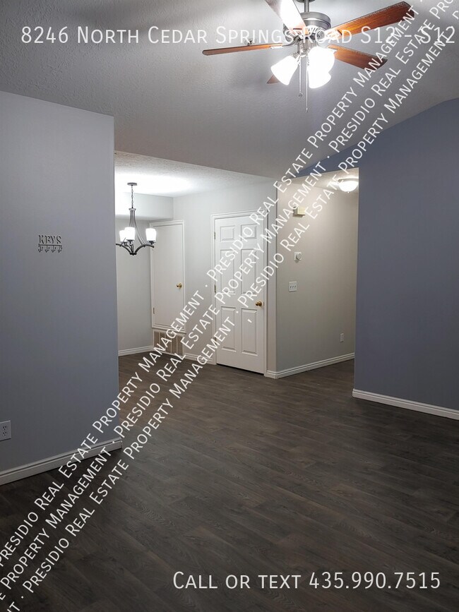 Foto del edificio - 8246 N Cedar Springs Rd