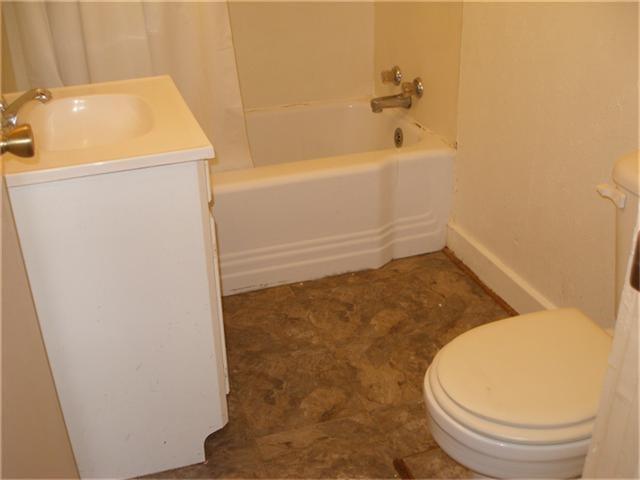 Foto del edificio - 204 Holderrieth Blvd