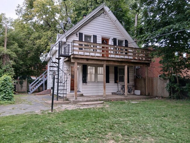 Foto del edificio - 8 Mangam St