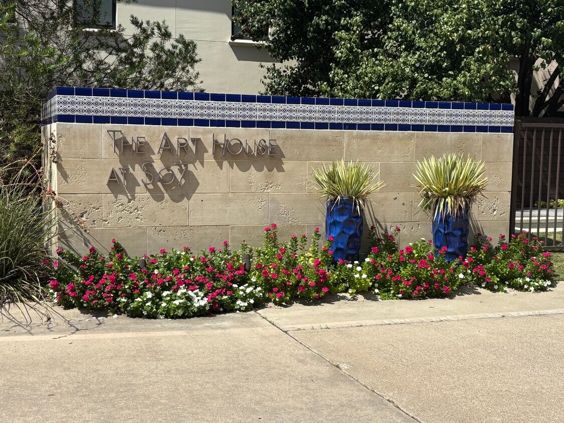 Foto principal - "Fort Worth Texas Condo for Rent"