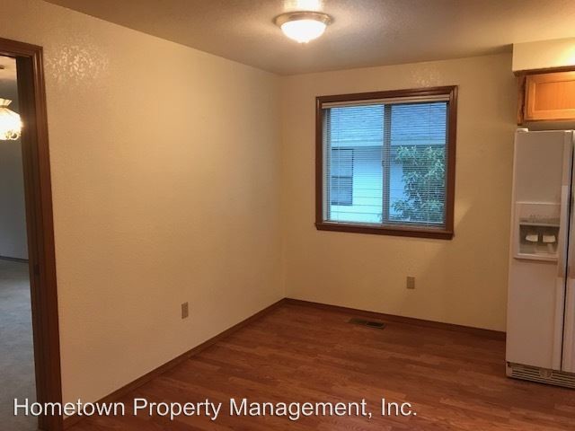 Foto del edificio - 1321 Tabitha Ct NW