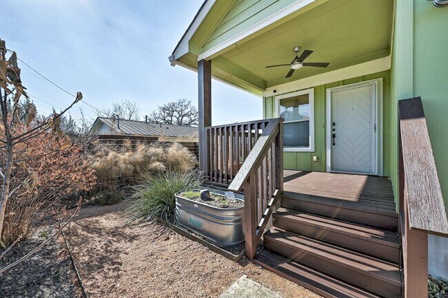 Foto del edificio - 1194 Coleto St