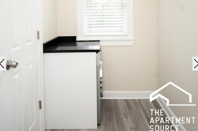 Foto del edificio - 646 W Roscoe St