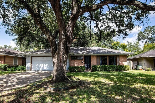 Foto del edificio - 5538 Pagewood Ln