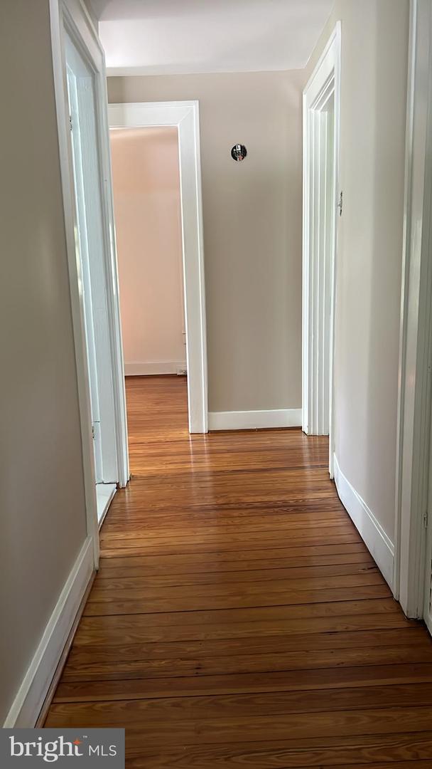 Building Photo - 10107 Dickens Ave