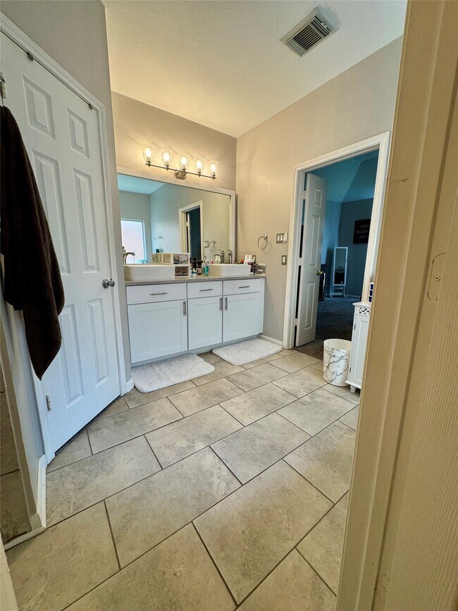 Foto del edificio - 3819 Teal Maple Ct