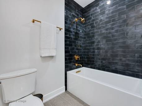 Foto del edificio - 2433 N Janssen Ave