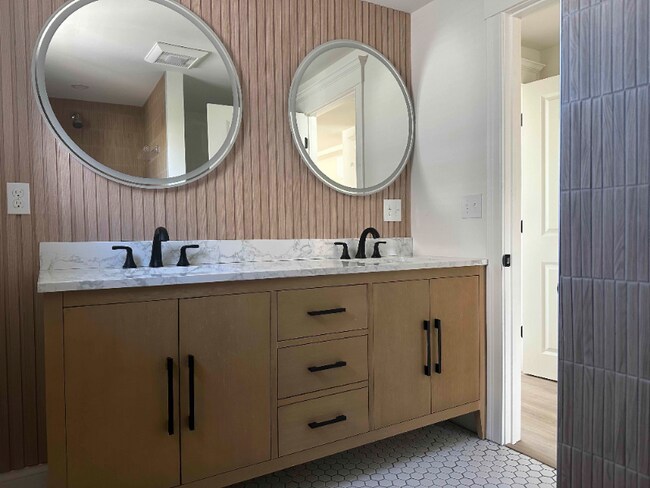 Building Photo - 49 Haskell Ave