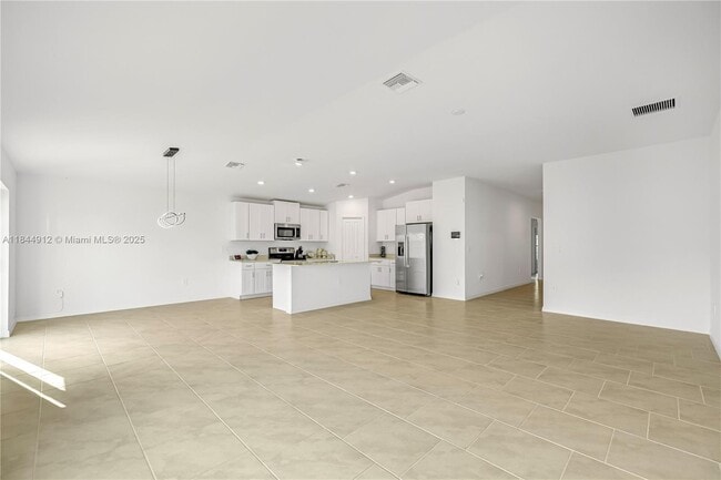 Building Photo - 19941 Green Pasture Rd