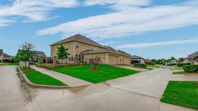 Building Photo - 17002 Makanda Dr
