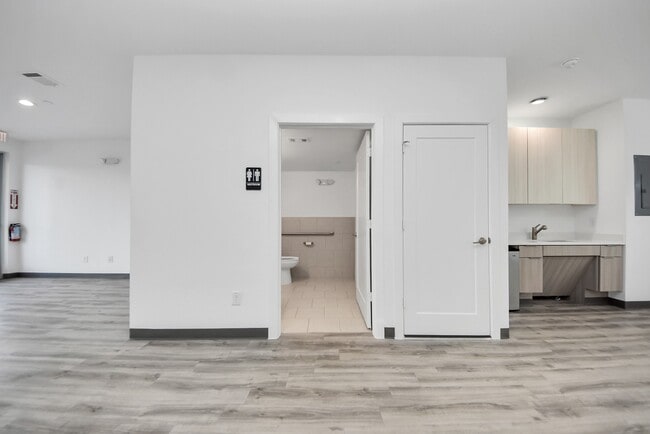 Building Photo - 18716 Centro Main St