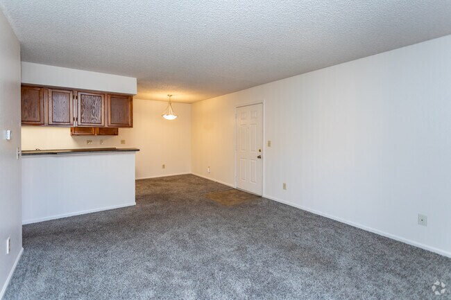 2HAB, 2BA - 1,025 ft² - Palmetto Club Apartments