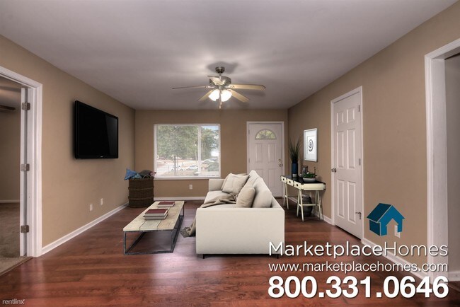 Building Photo - 1761 Tall Oak Cir