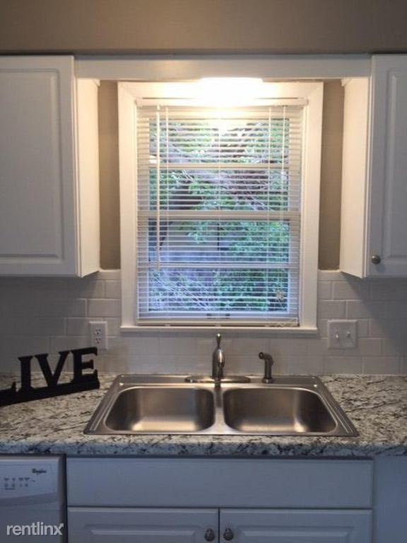 Foto del edificio - 3 br, 1 bath House - 2503 W 25th St N Darl...