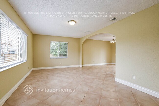 Foto del edificio - 113 Woodfield Ct