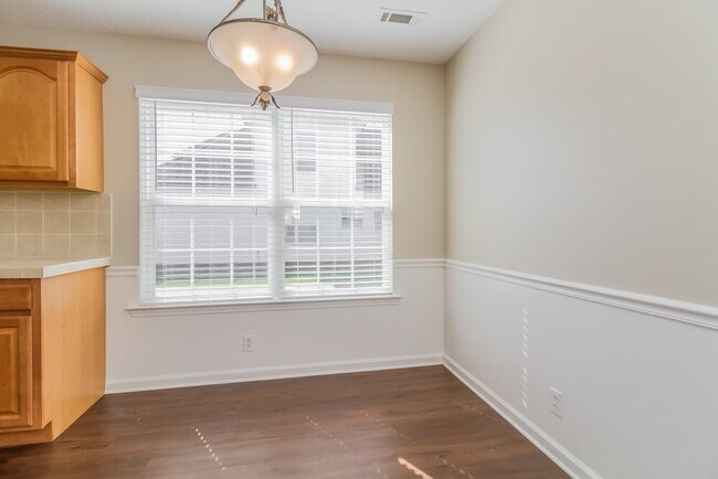 Foto del edificio - 1511 Antebellum Dr
