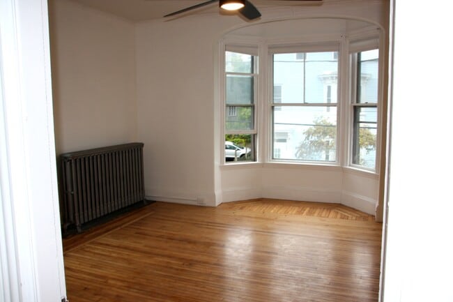 Building Photo - 66 Kellogg St