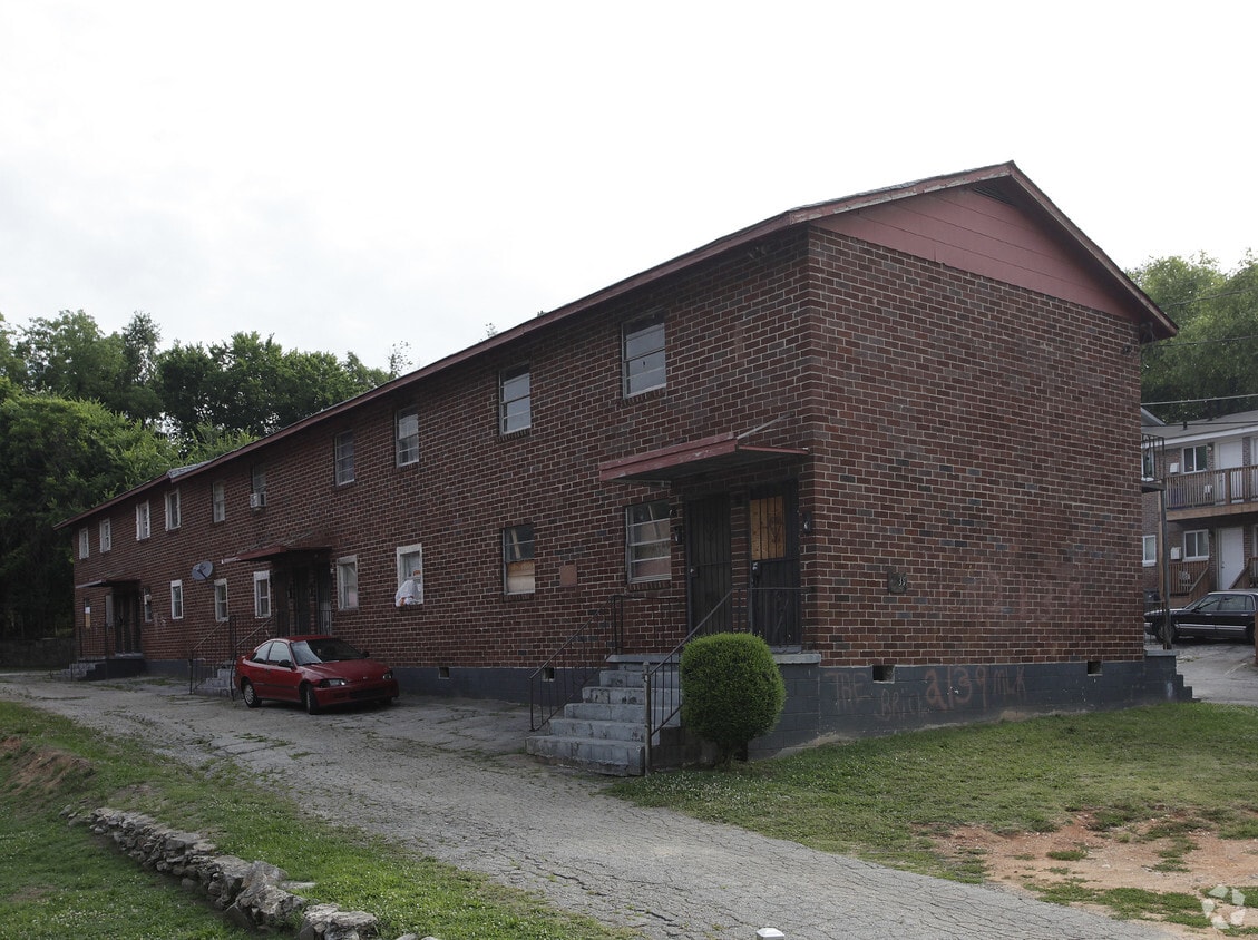 2139 SW Martin Luther King Jr Dr, Atlanta, GA 30314 Apartments in