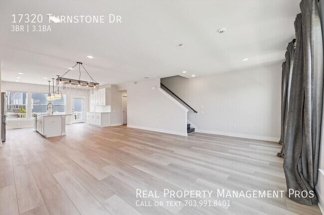 Foto del edificio - 17320 Turnstone Dr